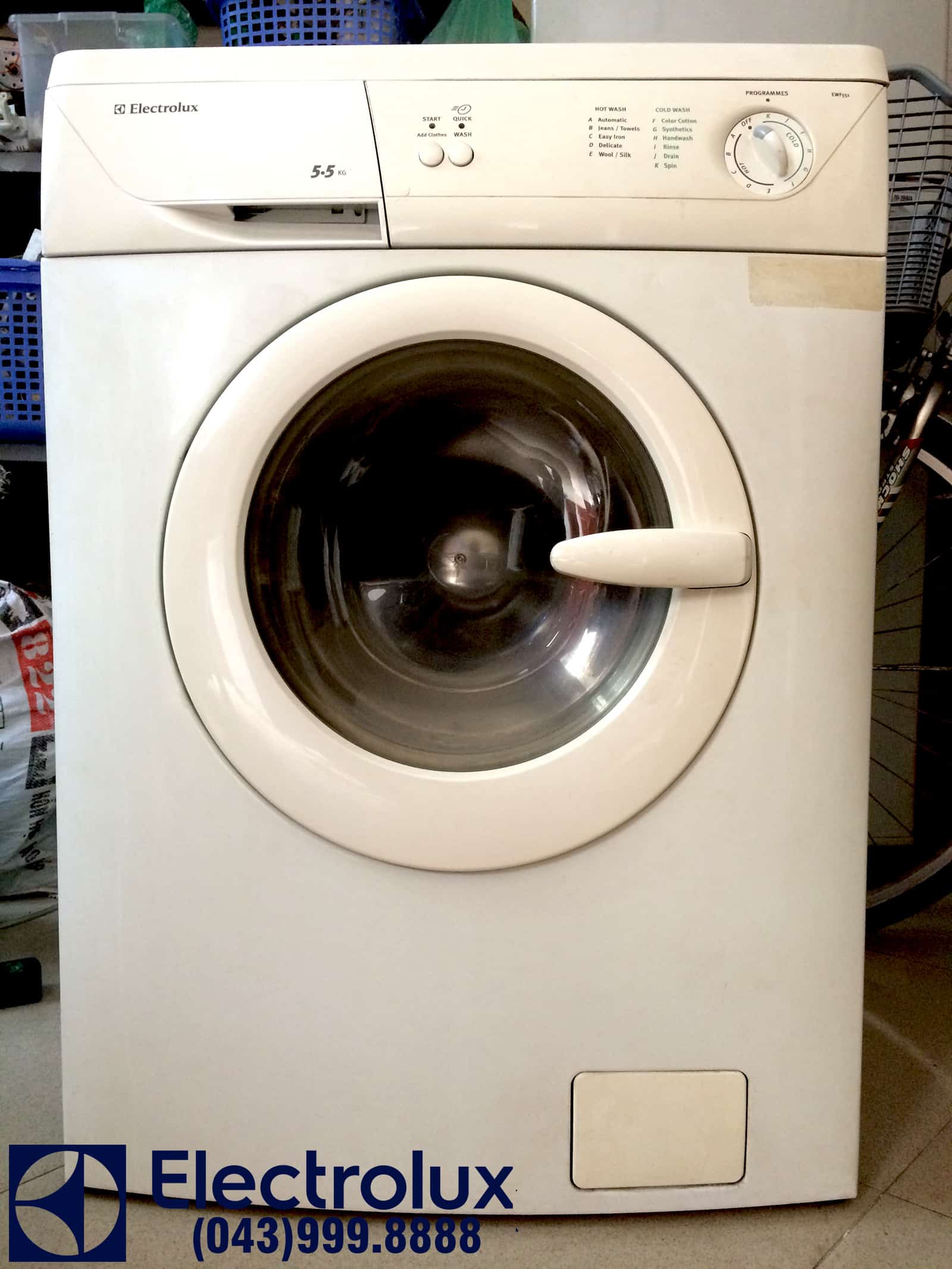 Máy giặt Electrolux Inverter 8 kg EWF8024BDWA - Điện Máy Akira